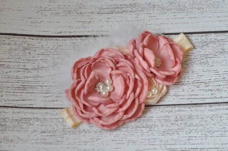    Satin Flower Matching Sparking Rhinestone Dusty Rose haarband 