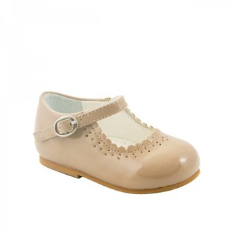  Spaanse ballerina camel met gespje 18-25.