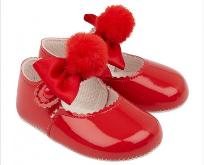Rode schoentjes met pom pom