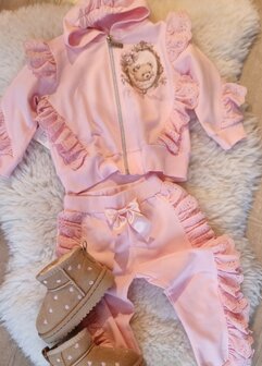 Jogging set beertje roze 