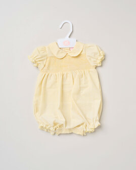 Baby Striped and Smocked Romper geel 