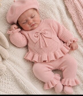 Knit setje met bijpassende barret roze