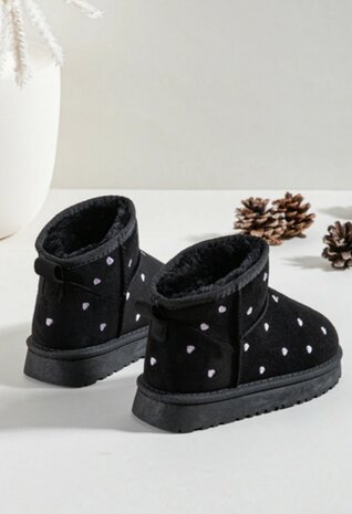 WinterBoots zwart met hartjes 