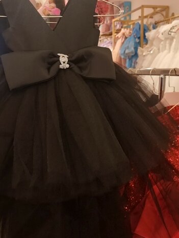 Zwarte Kinder galajurk met sleep 