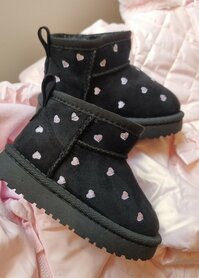 WinterBoots zwart met hartjes 